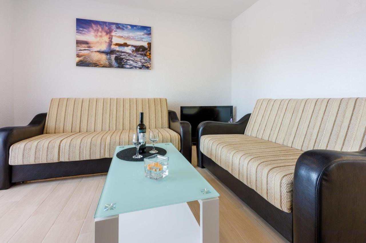 Apartments Cvetkovic Crikvenica Exterior photo