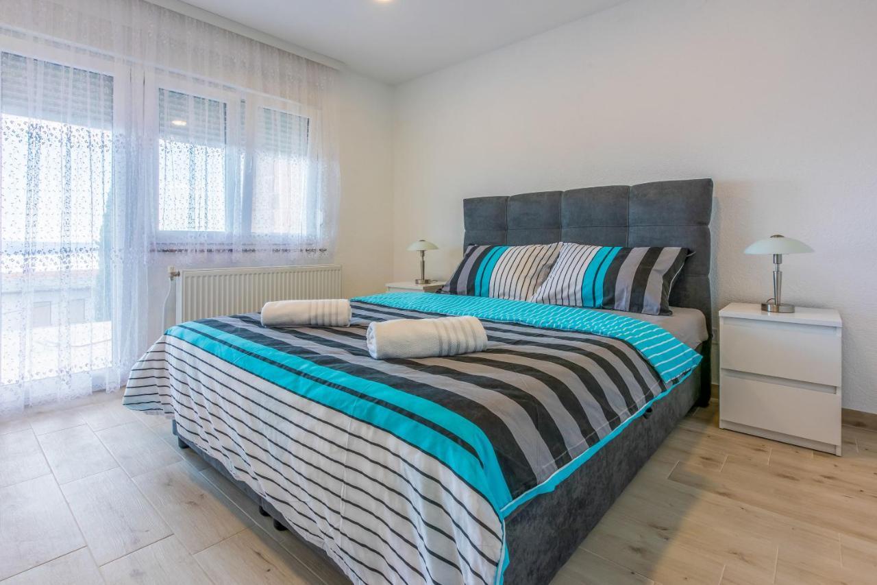 Apartments Cvetkovic Crikvenica Exterior photo